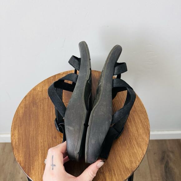 Chacos Black Strappy Sandals Women’s Size 8 - Picture 6 of 8